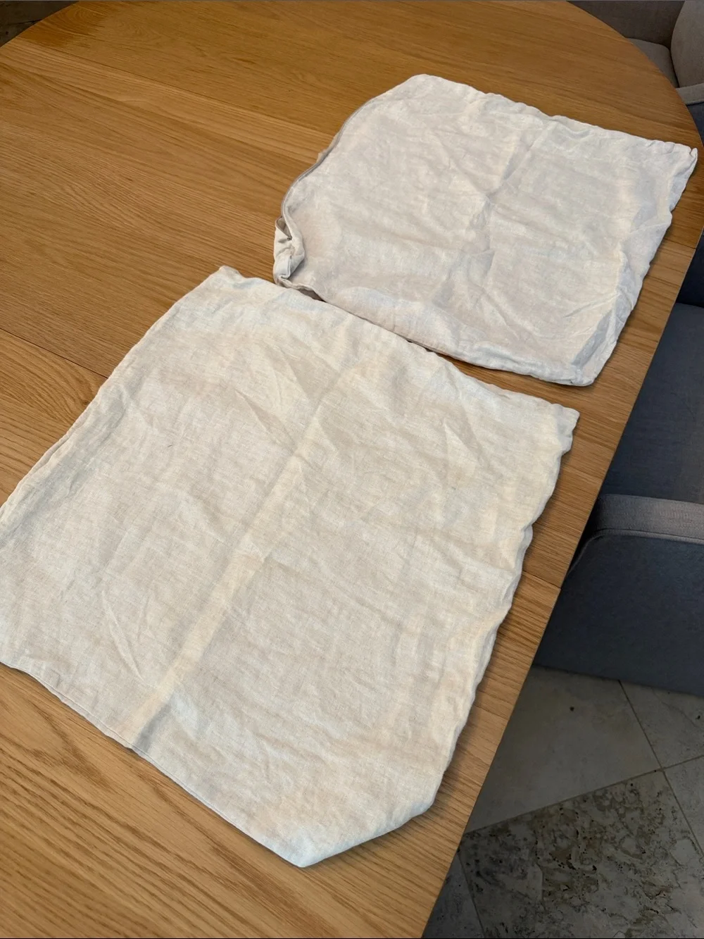 Parachute 100% linen 20x20 inch set of 2 pillow covers